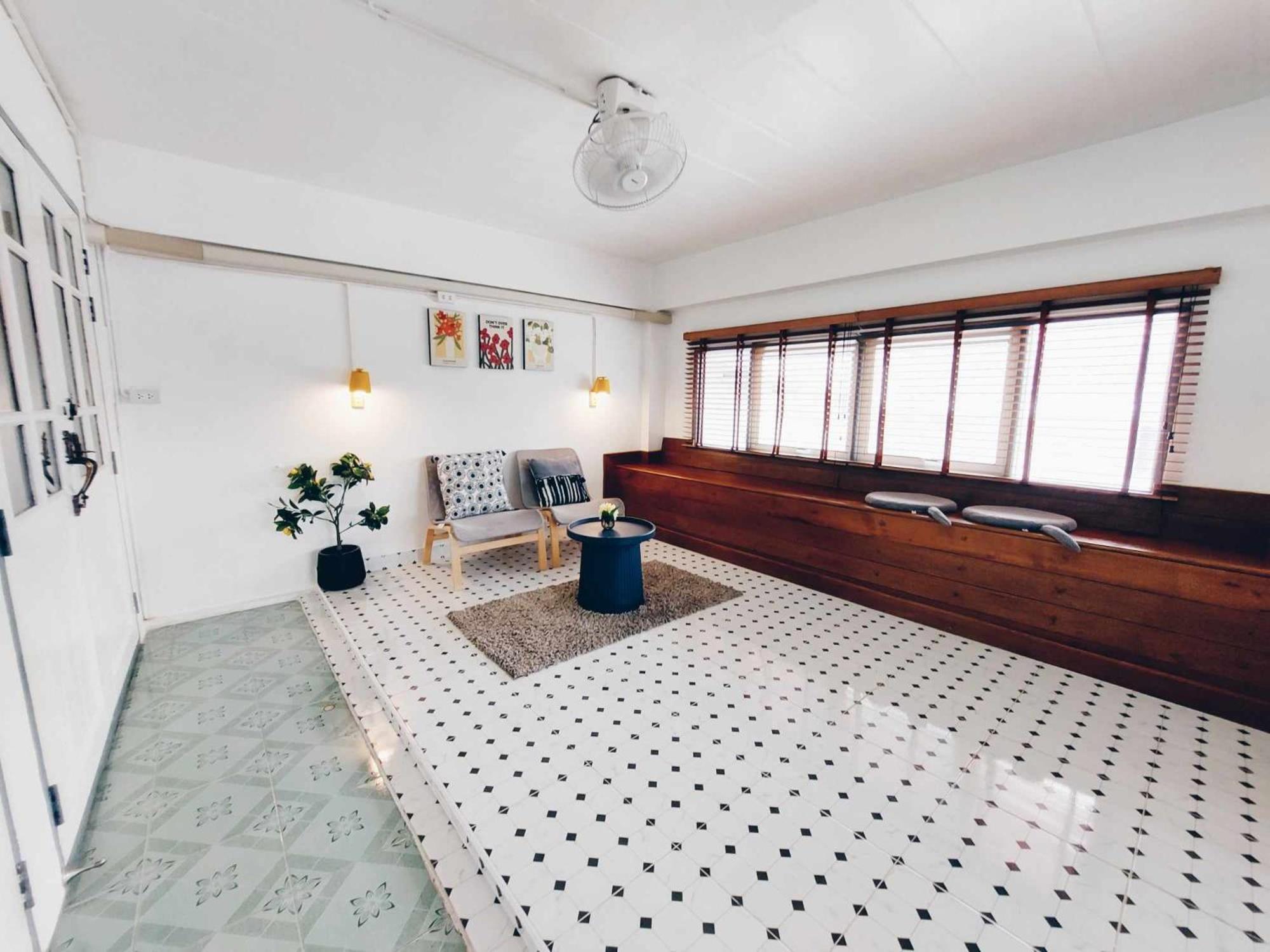 Albergue Hello Sunshine Phra Nakhon Si Ayutthaya Exterior foto