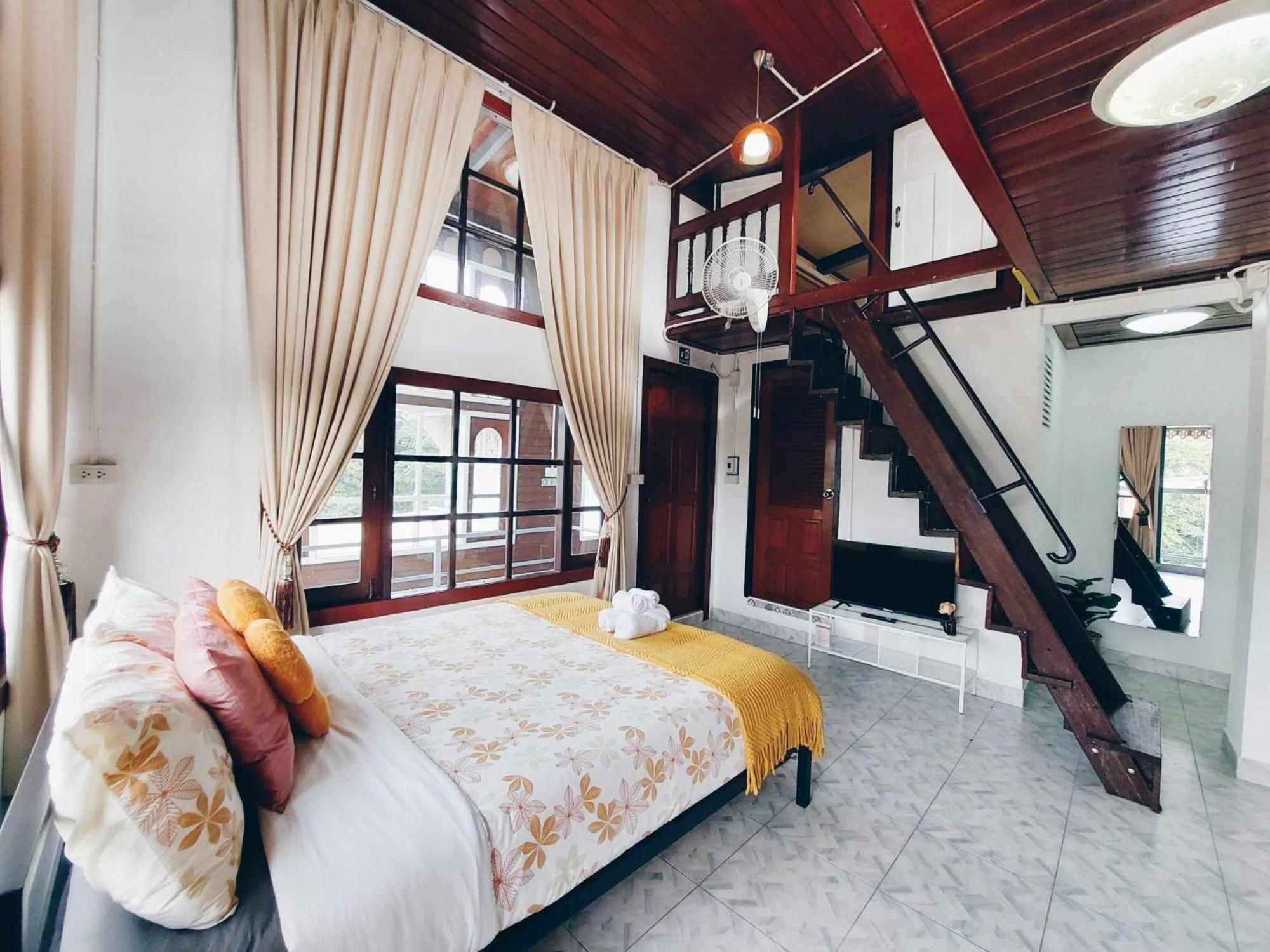 Albergue Hello Sunshine Phra Nakhon Si Ayutthaya Exterior foto