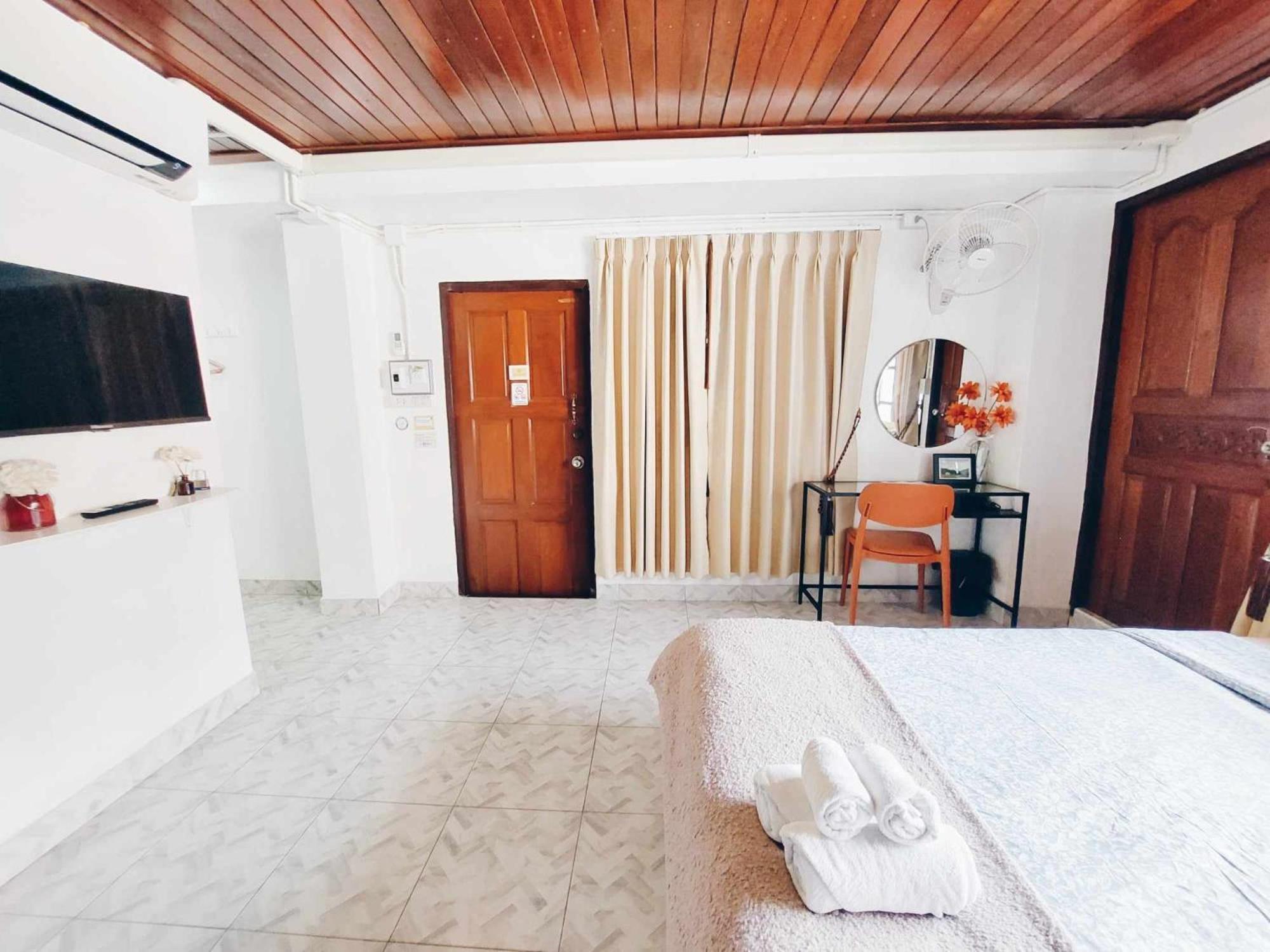 Albergue Hello Sunshine Phra Nakhon Si Ayutthaya Exterior foto
