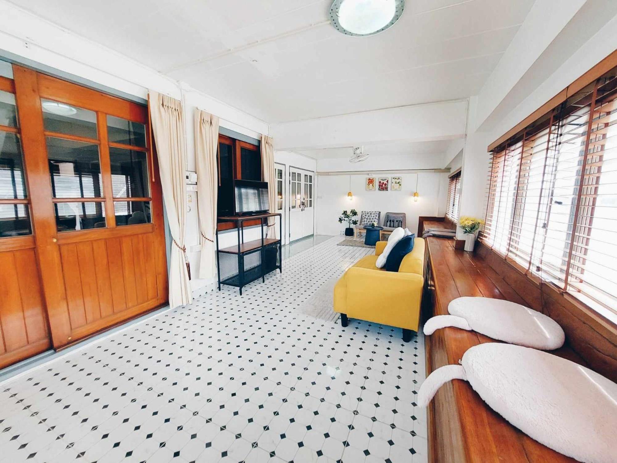 Albergue Hello Sunshine Phra Nakhon Si Ayutthaya Exterior foto